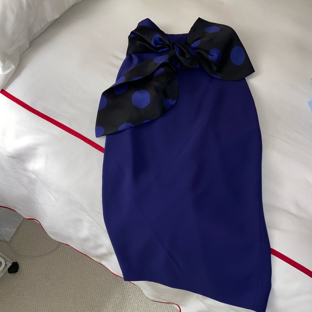 Dramatic midi skirt - Picture 10 of 10